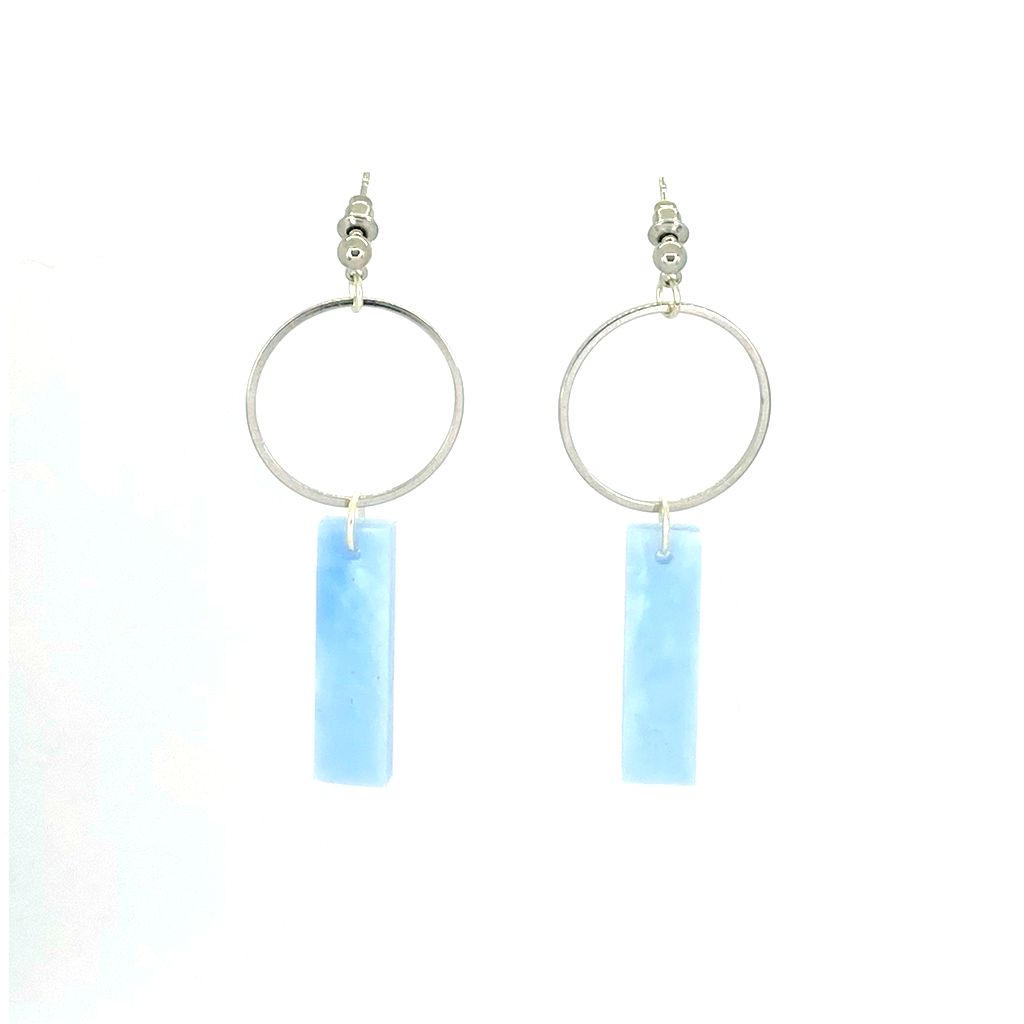 Bar Pendant Earrings (M)- Soft Blue Marble