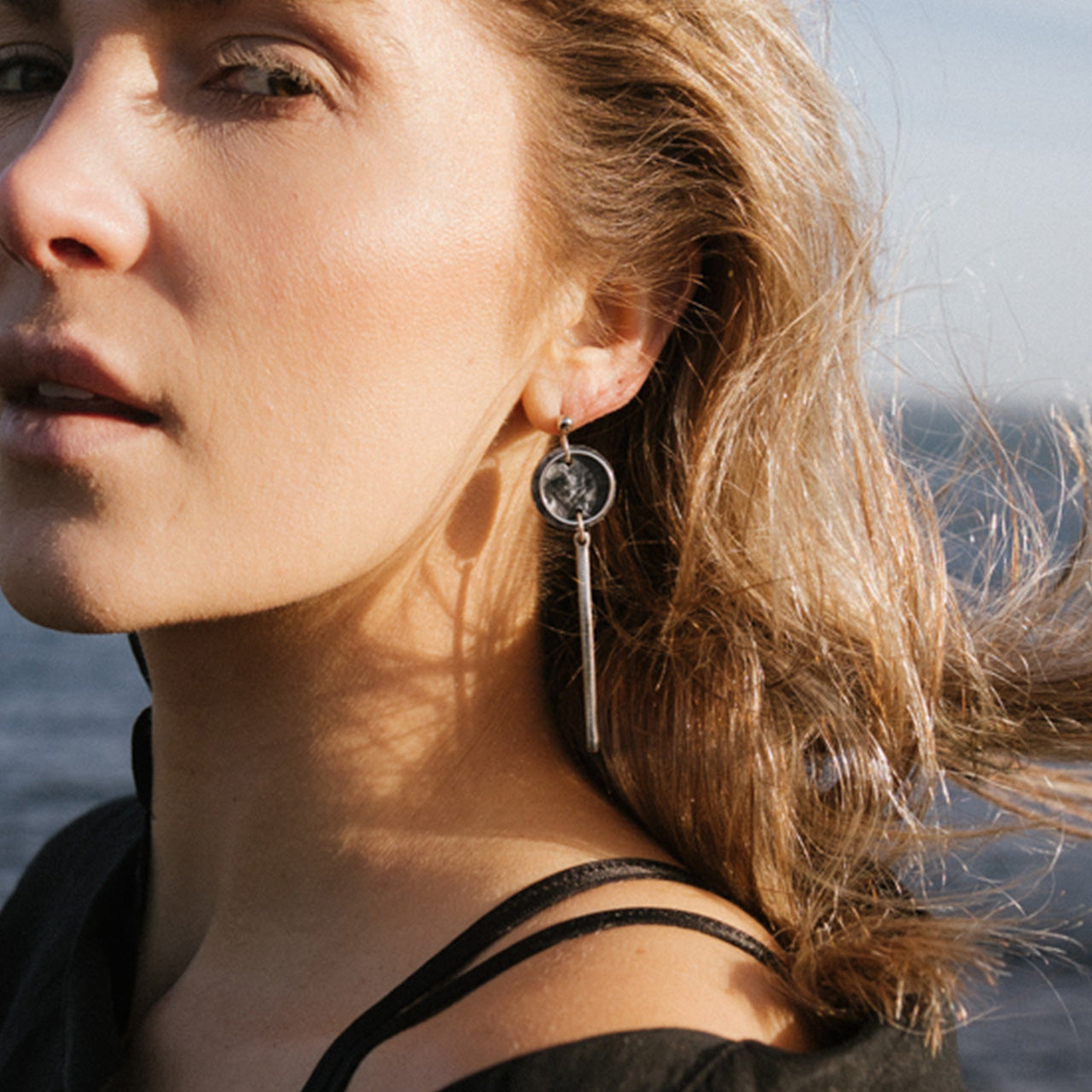 Rise Earrings- Dark Grey Marble